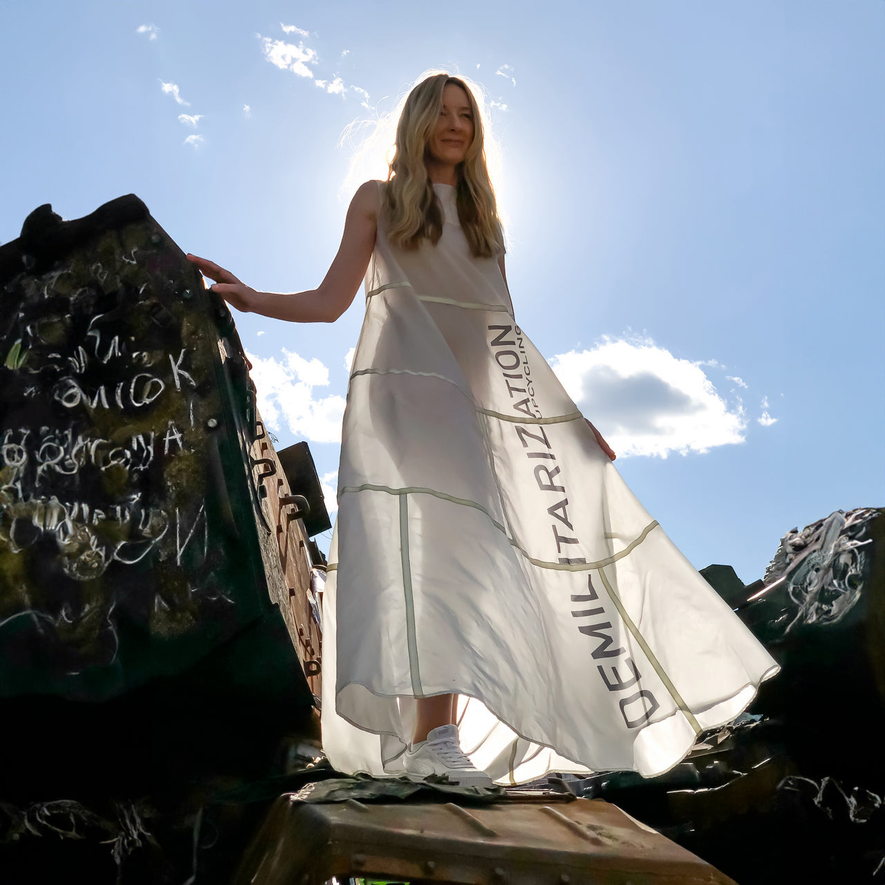 Сукня з парашута "С-4У"