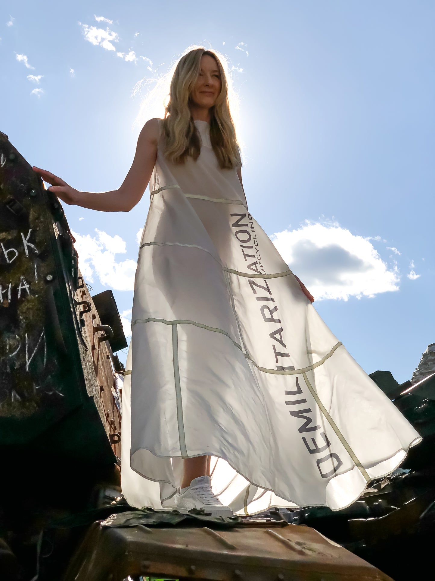 Сукня з парашута "С-4У"