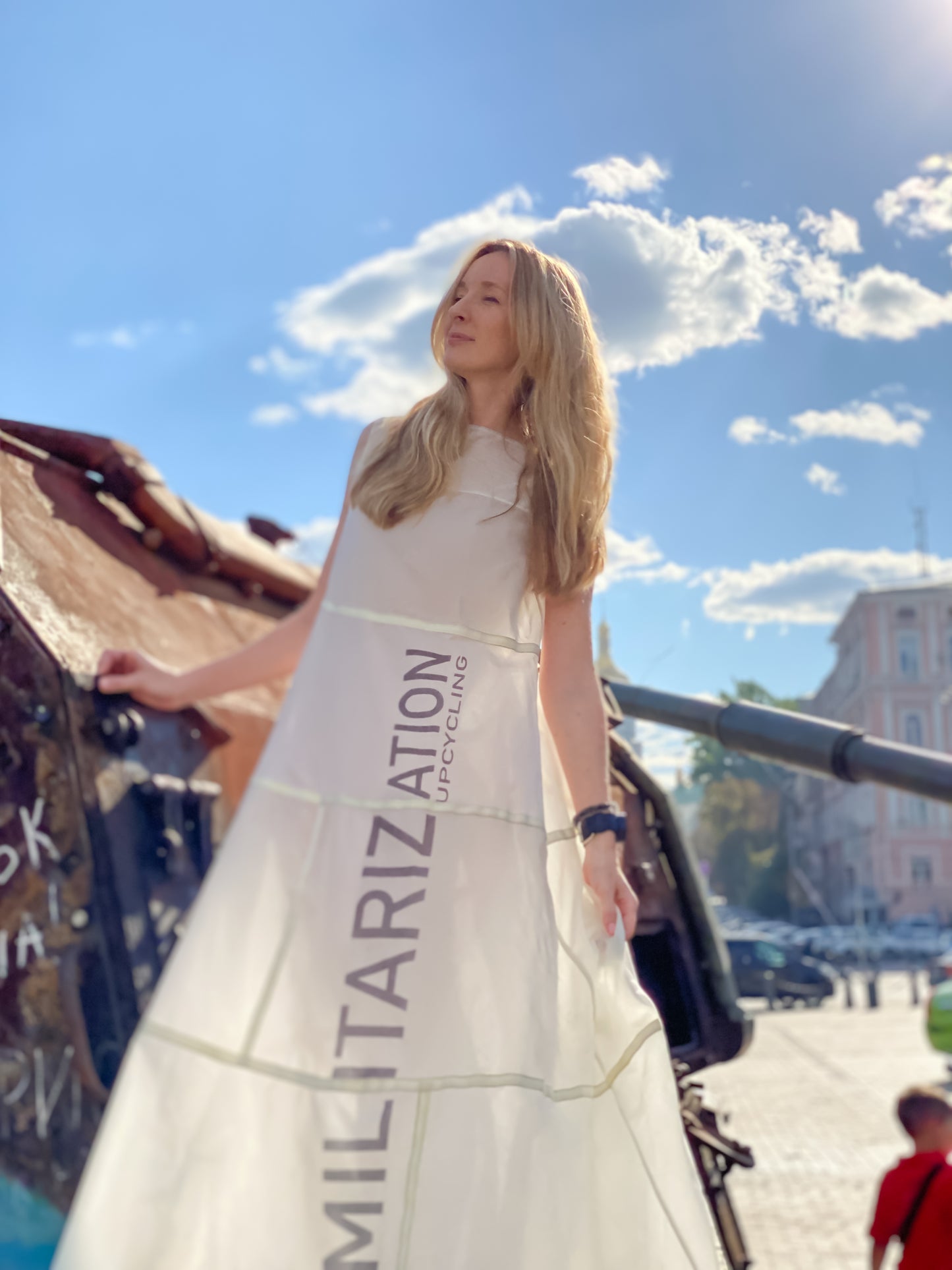 Сукня з парашута "С-4У"