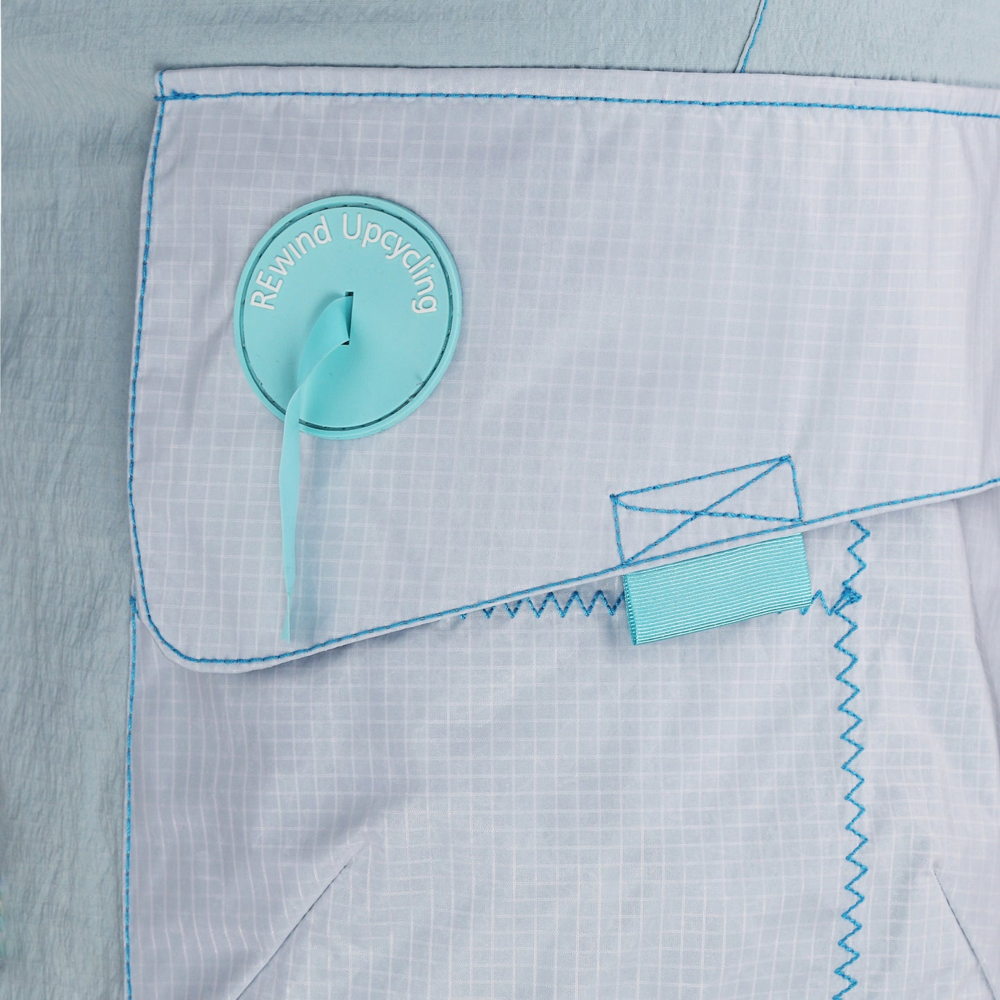 Stylish men's shorts from REwind